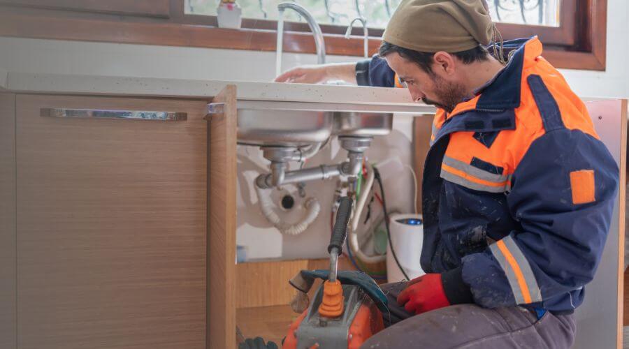 Local expert plumbing services in Holstein, IA